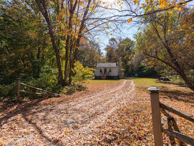 House for sale in Lebanon, Southeastern Connecticut Planning Region