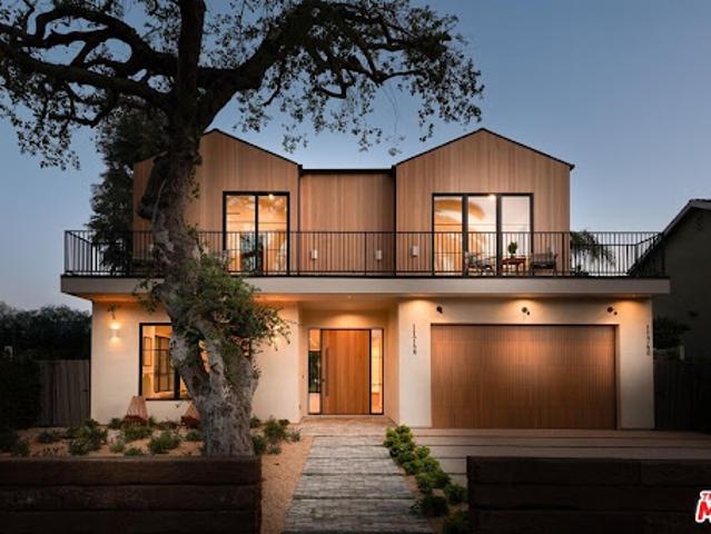 House for sale in Canoga Park, California