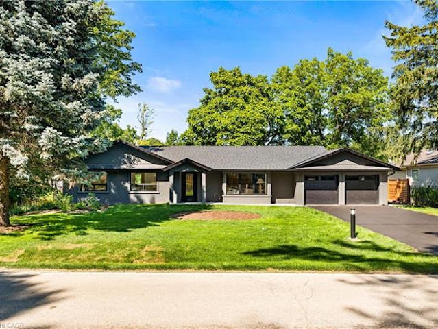 House for sale in Oakville, Golden Horseshoe