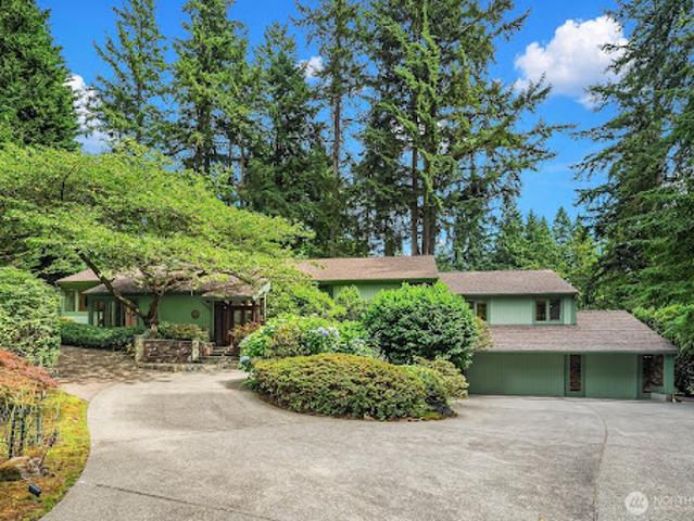 House for sale in Bellevue, Washington