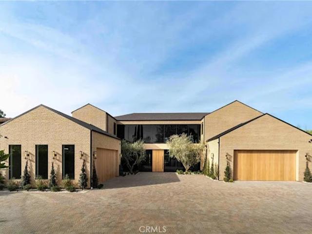 House for sale in Encino Neighborhood Council District, Los Angeles