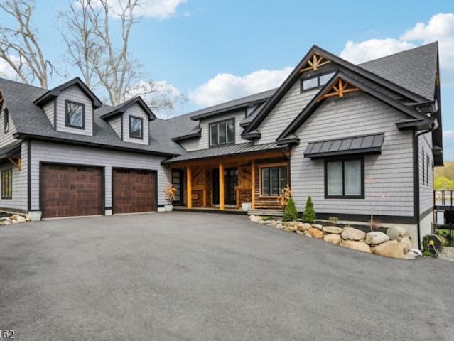 House for sale in Passaic, New Jersey