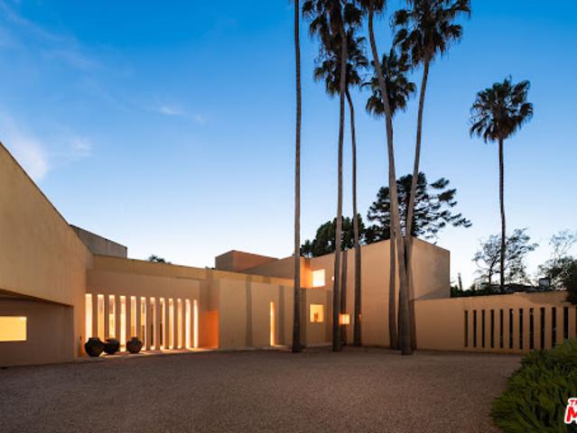 House for sale in Los Angeles, Los Angeles County