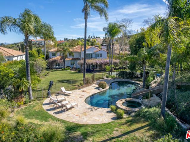 House for sale in Tarzana Neighborhood Council District, Canoga Park