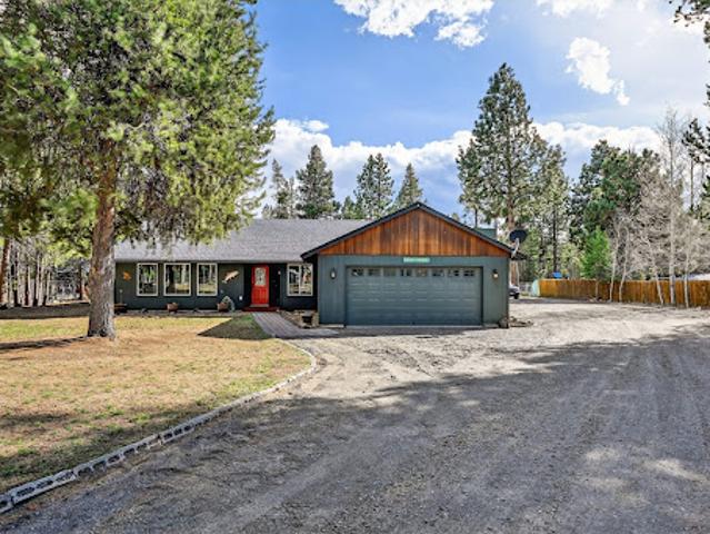 House for sale in Oregonia