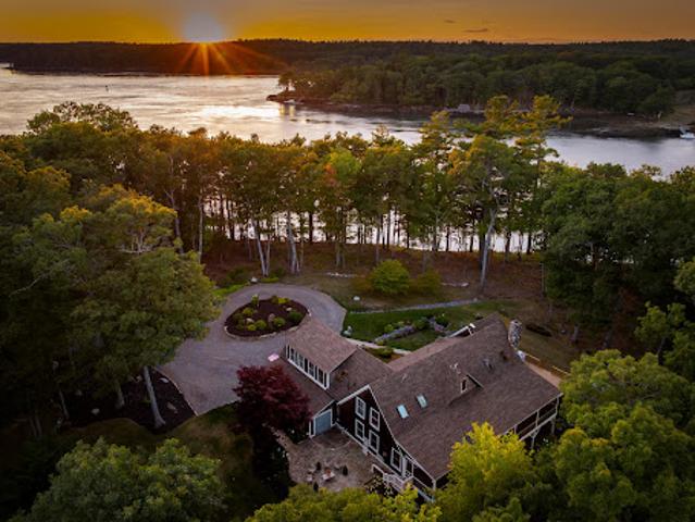 House for sale in Boothbay, Lincoln County
