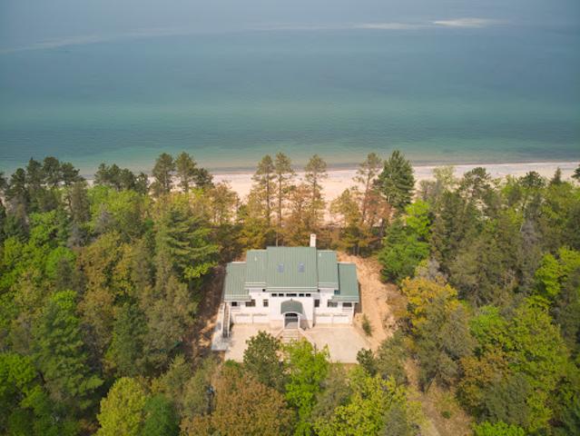 House for sale in Grand Marais, Michigan