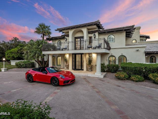 House for sale in Paradise Valley