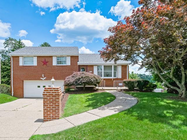 House for sale in Pittsburg, Pennsylvania