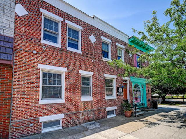 House for sale in Gibsonton, Maryland