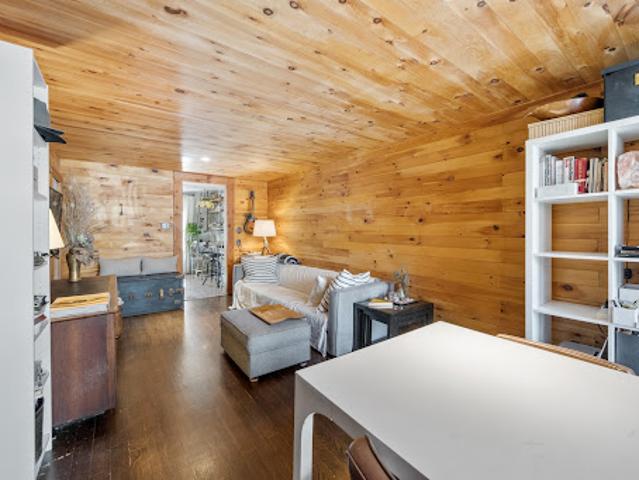 House for sale in Hudson, New Jersey