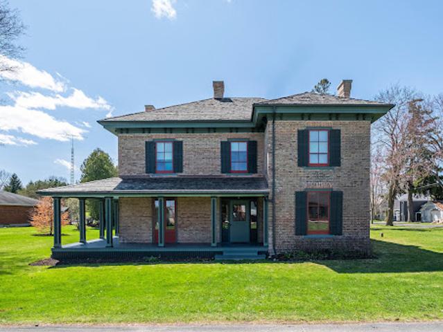House for sale in Vittoria, Southwestern Ontario