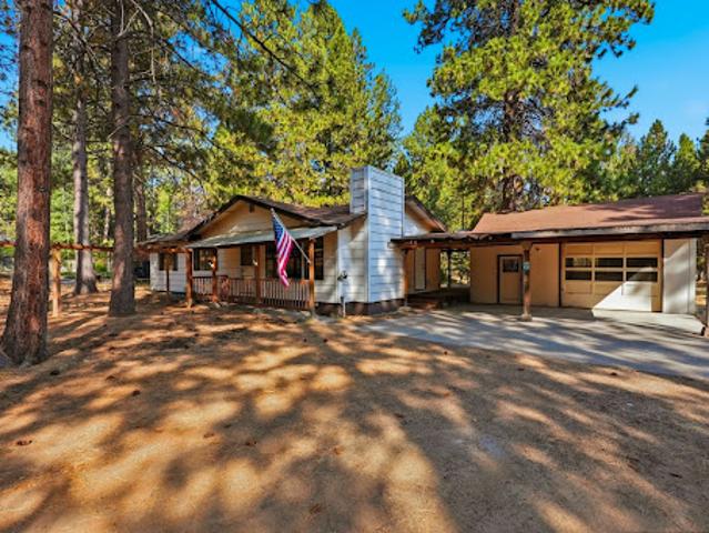House for sale in Oregonia