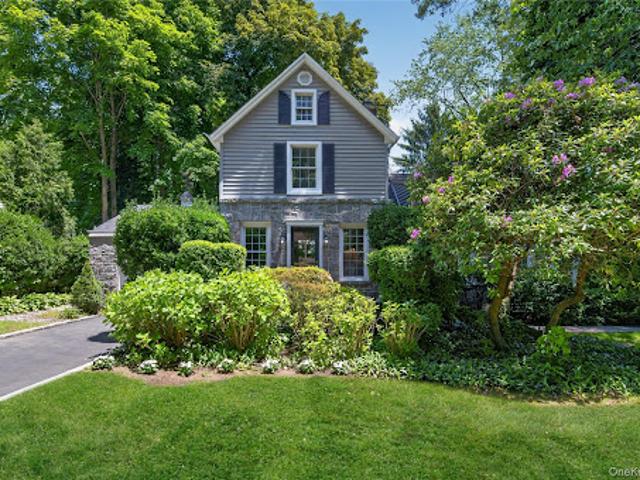 House for sale in Huntington, New York
