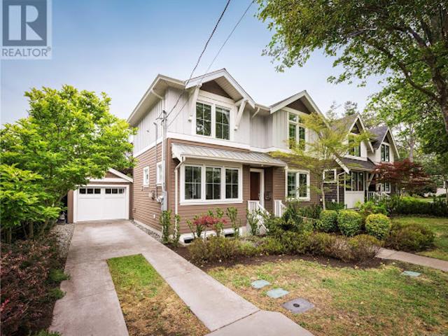 House for sale in Oak Bay, British Columbia