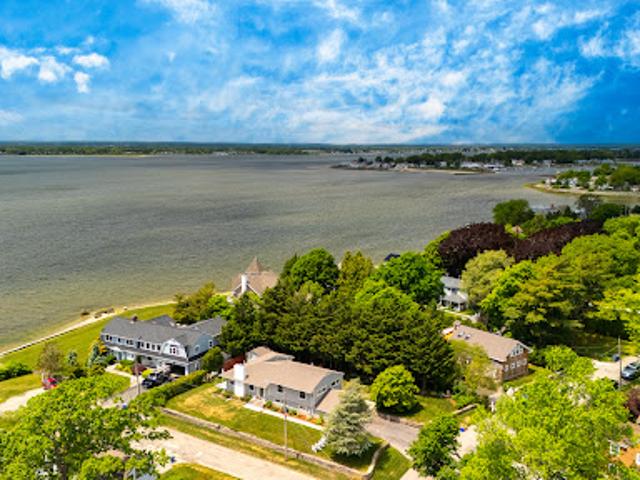 House for sale in Barrington, Rhode Island