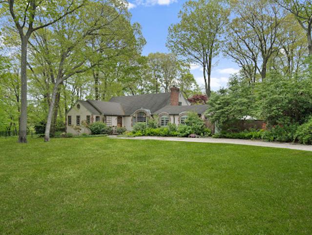 House for sale in Huntington, New York