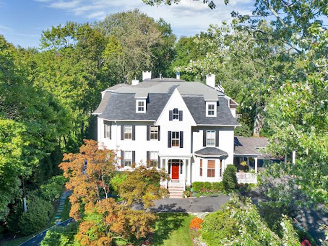 House for sale in Englewood, New Jersey