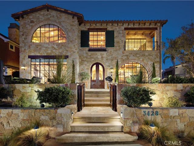 House for sale in Corona Del Mar, California