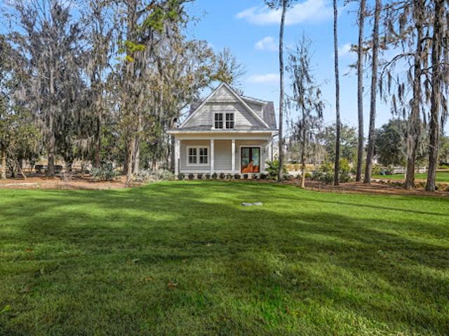 House for sale in Queens, Arverne