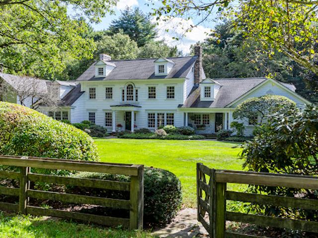 House for sale in Burlington, Northwest Hills Planning Region