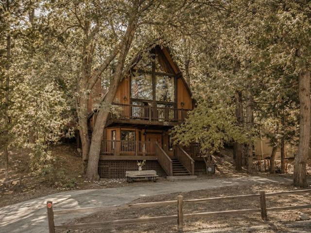 House for sale in Cedar Glen, California