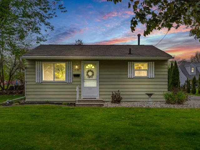 House for sale in Fenton, Michigan