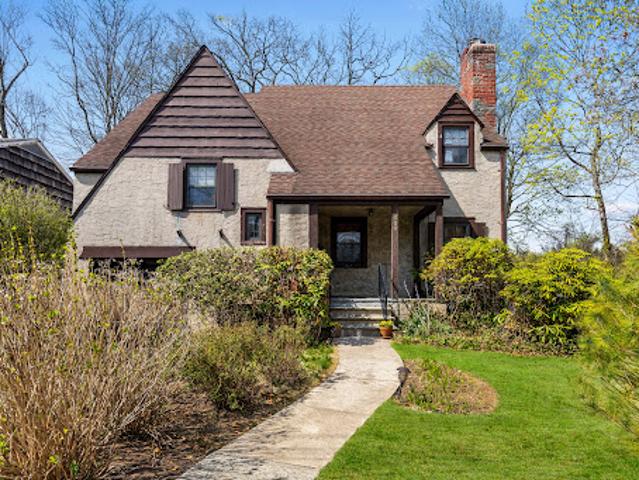 House for sale in New York