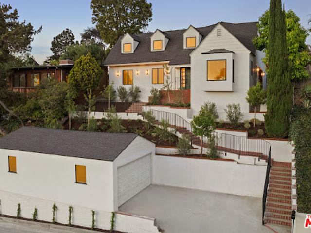 House for sale in Canoga Park, California