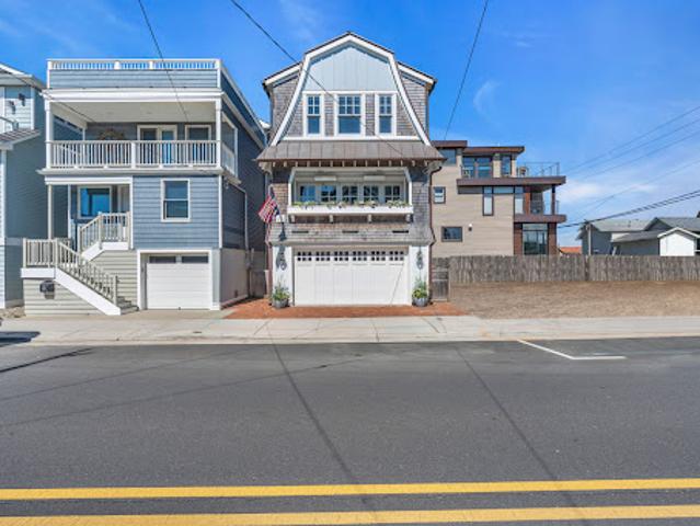 House for sale in Monmouth, New Jersey