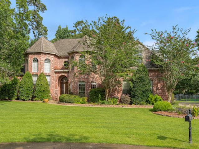 House for sale in Madisonville, Louisiana