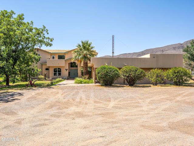 House for sale in Las Cruces, Doña Ana County