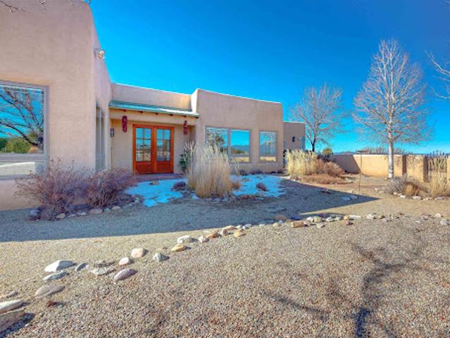 House for sale in Ranchos De Taos, New Mexico
