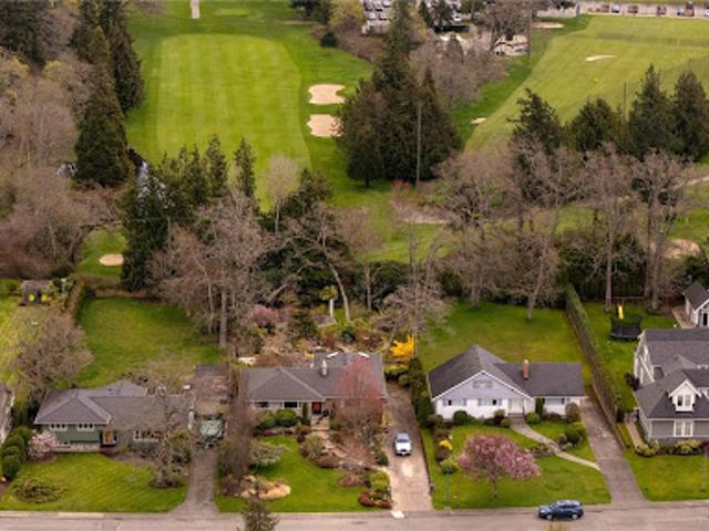House for sale in Oak Bay, British Columbia