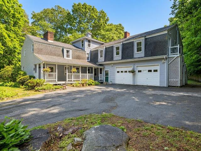 House for sale in East Lyme, Connecticut