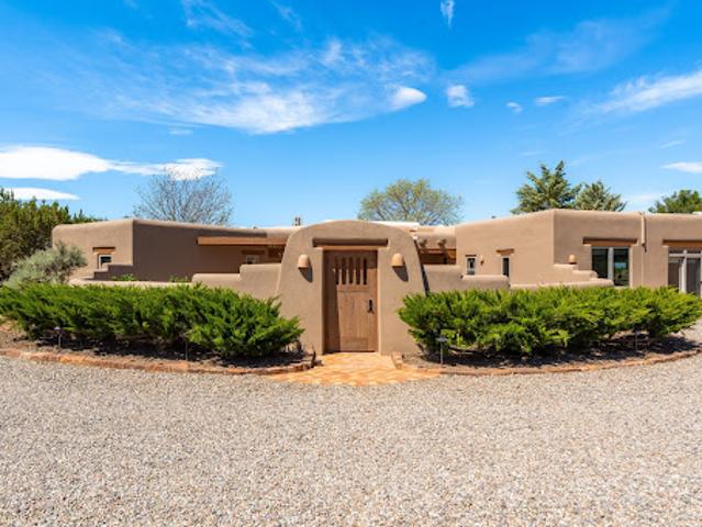 House for sale in Santa Fe, New Mexico