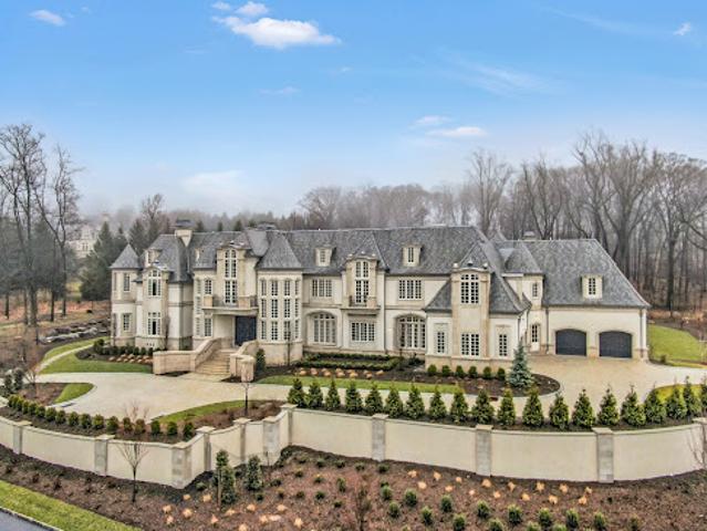 House for sale in Alpine, New Jersey