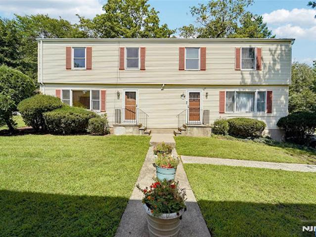 House for sale in Ridgewood, Bergen County
