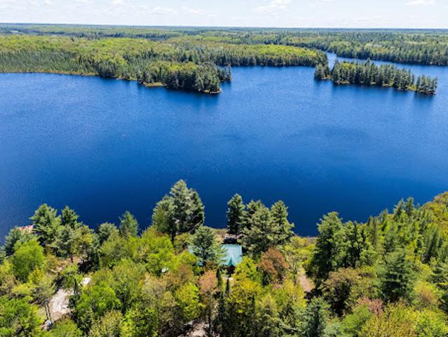 House for sale in Ontario
