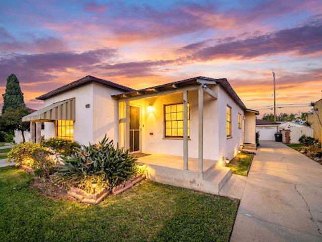 House for sale in Long Beach, California