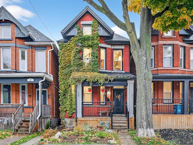 House for sale in Ancaster, Ontario