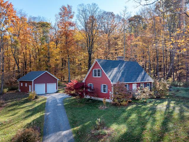 House for sale in Sharon, Northwest Hills Planning Region