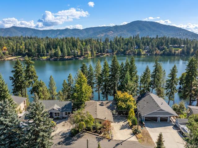 House for sale in Hayden, Idaho