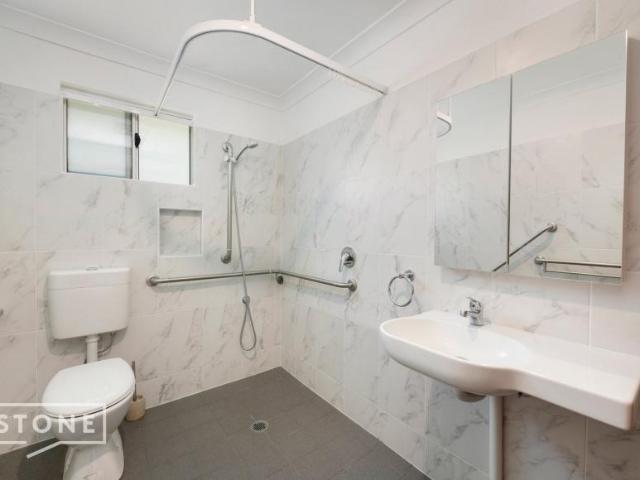 House for sale in Weston, Abermain