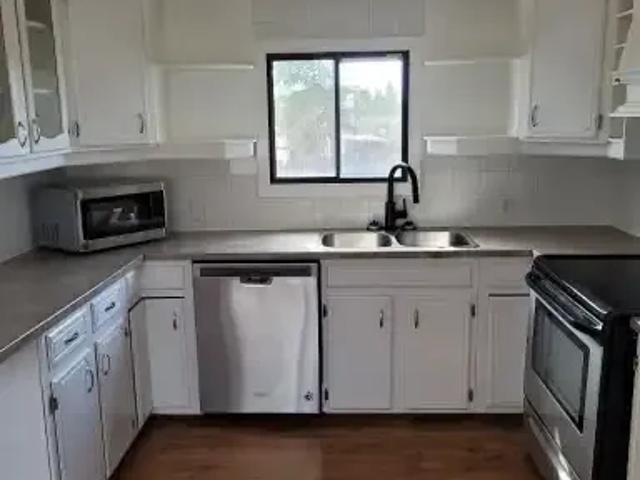 House for rent in Airdrie, Alberta
