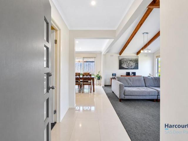 House for sale in Albanvale, Melbourne