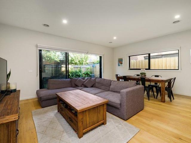 House for rent in Avondale Heights, Melbourne