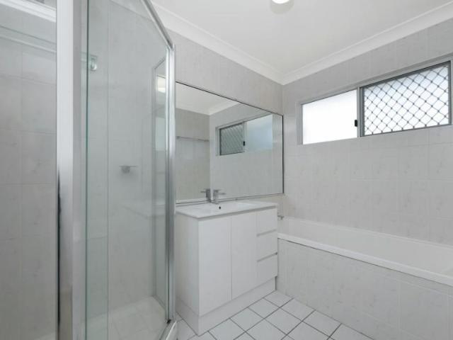House for rent in Belgian Gardens, Townsville City