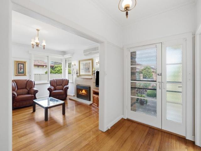 House for sale in Bentleigh East, Melbourne