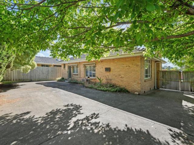 House for sale in Bentleigh East, Melbourne